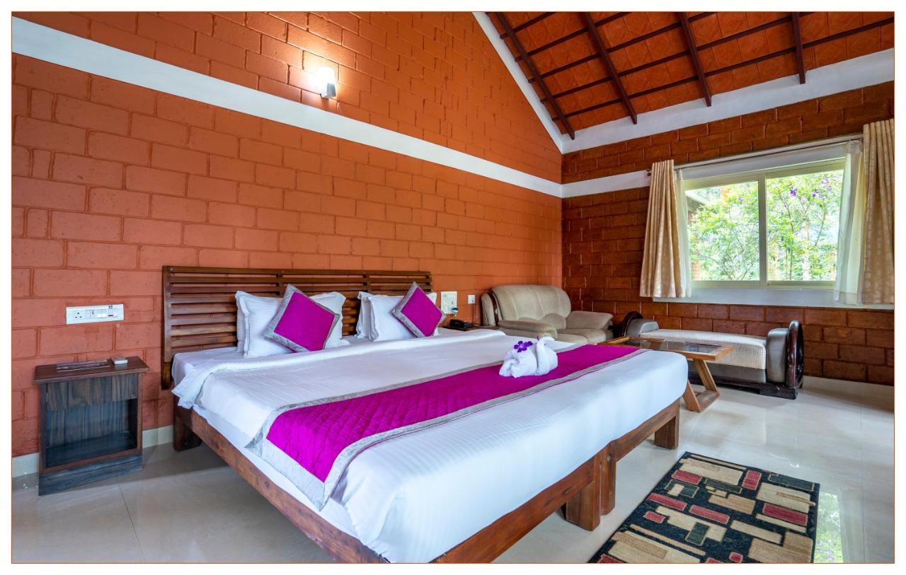 Coffee Grove Resort Chikmagalūr エクステリア 写真