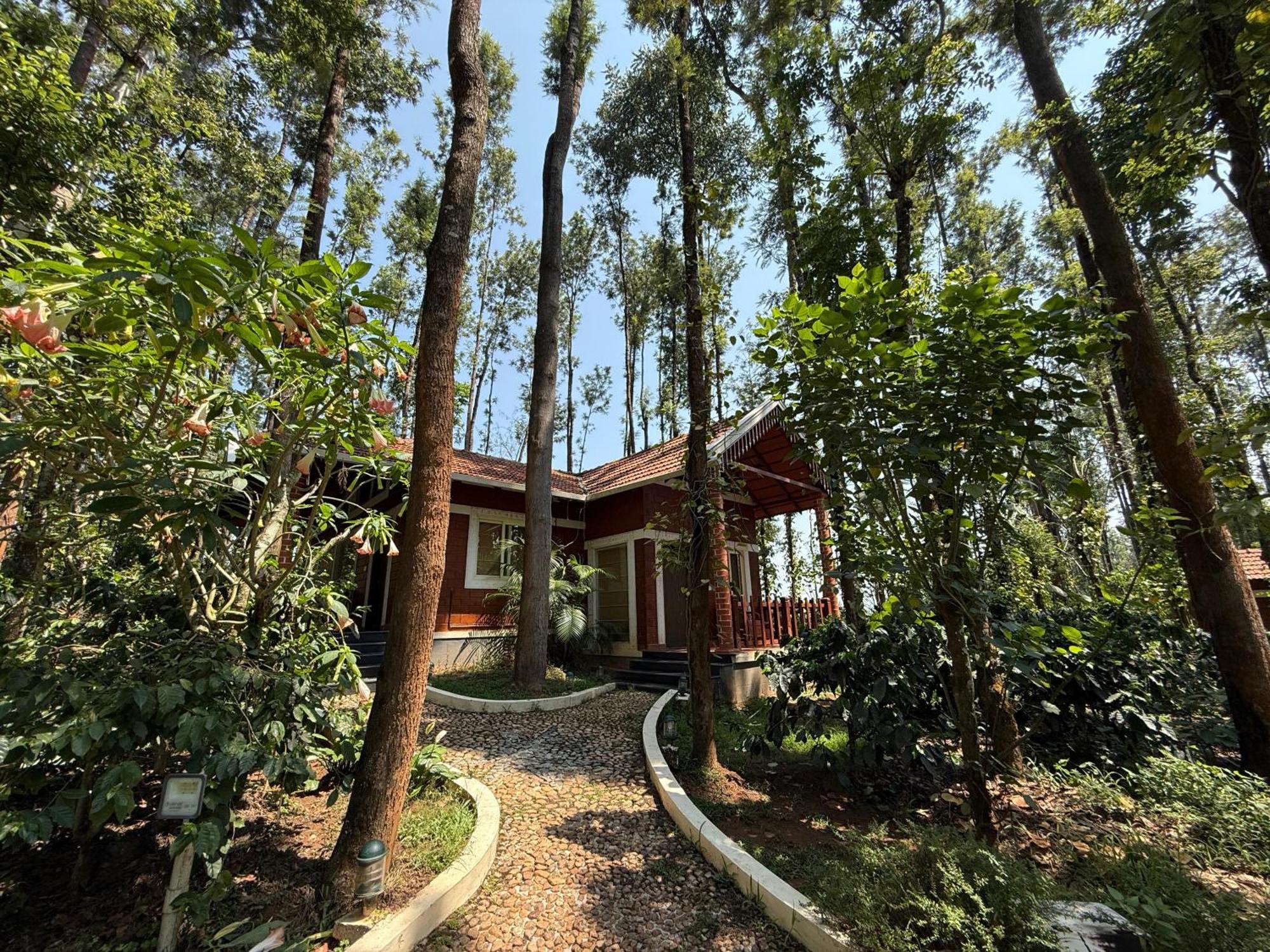 Coffee Grove Resort Chikmagalūr エクステリア 写真