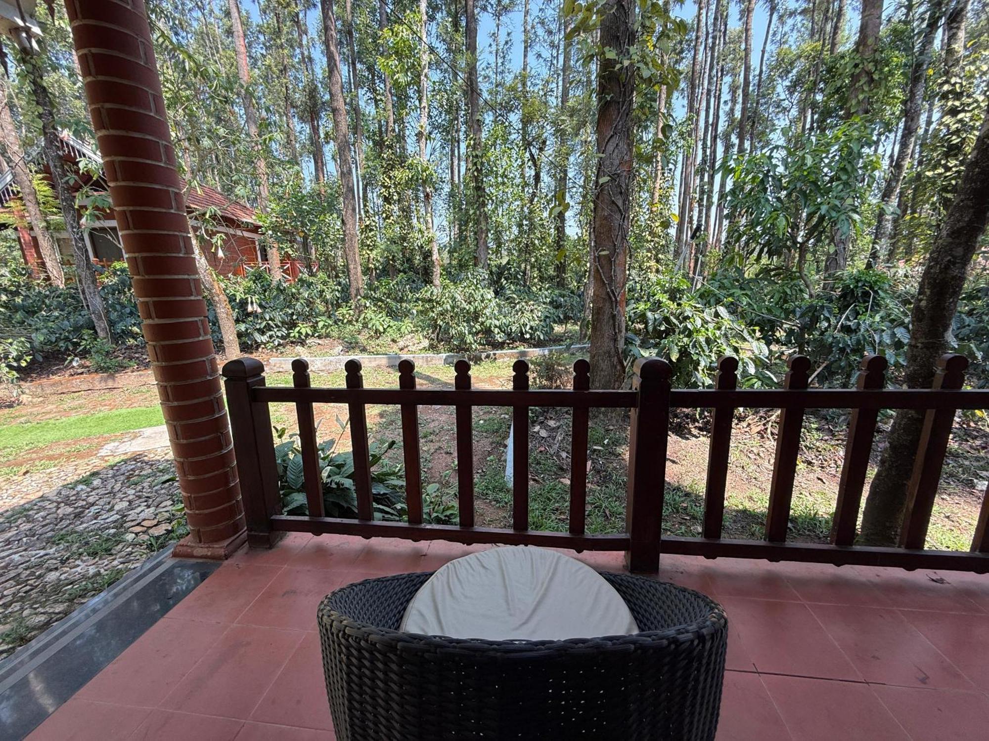 Coffee Grove Resort Chikmagalūr エクステリア 写真